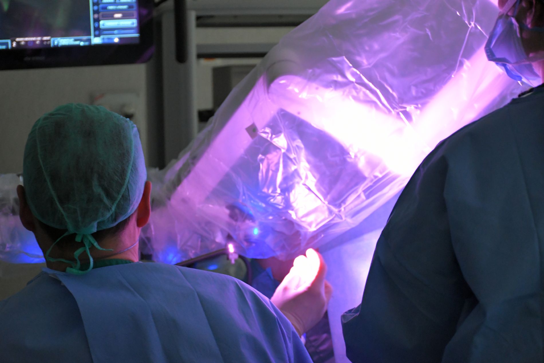 Urologa completa su operacin robtica nmero 33