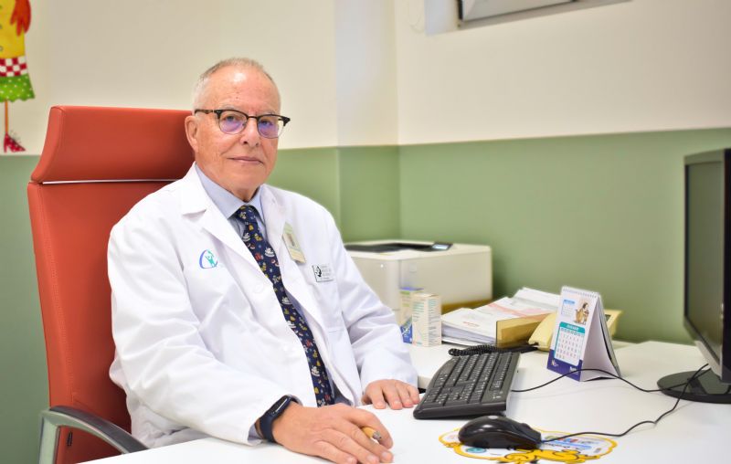 Doctor Carlos Mart�nez-Almoyna Rull�n
