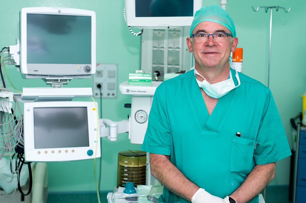 Doctor Vital Hevia Snchez