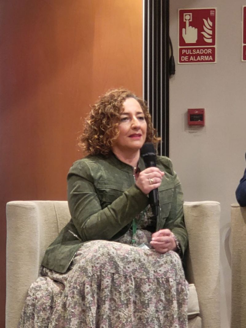 Nuestra Coordinadora de Enfermera, Gemma Alonso, particip en la mesa debate Conquistando espacios en la I Jornada Asturiana de Enfermeras Gestoras organizada por ANDE.