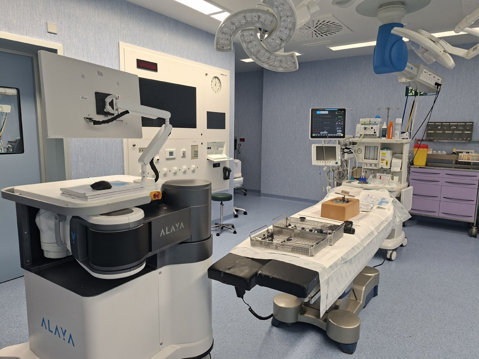 robot Alaya HCMA